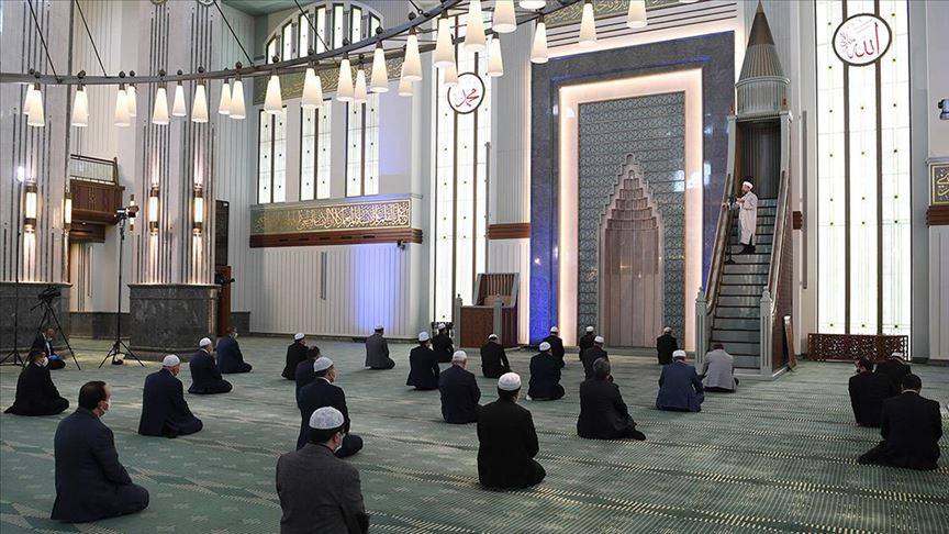 Cuma namazı saat kaçta? 24 Ekim 2025 İstanbul, Ankara ve İzmir için Diyanet Cuma namazı vakitlerini açıklandı! 2